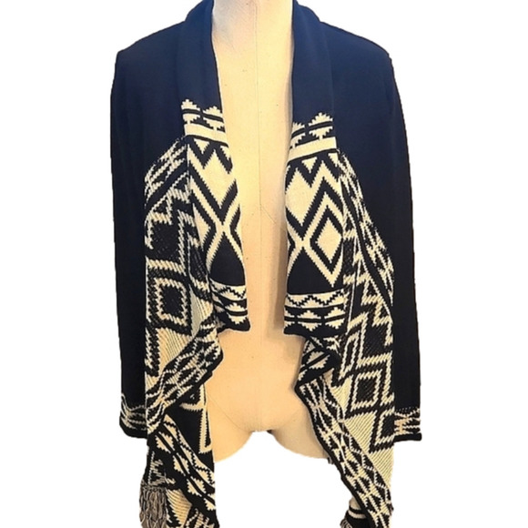 JUNIORS No Boundaries Aztec boho fringe black & cream cardigan. Size Small. - Picture 1 of 10